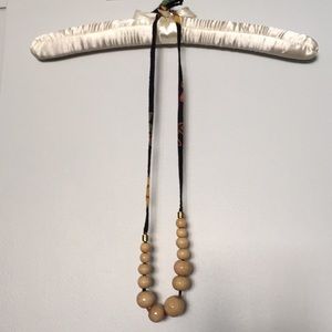 Wood beads necklace